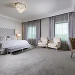 Shearwater & Hotell