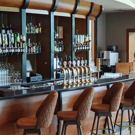 Shearwater & Otel 4*