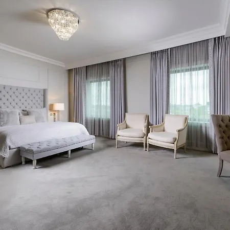 Shearwater & Szálloda