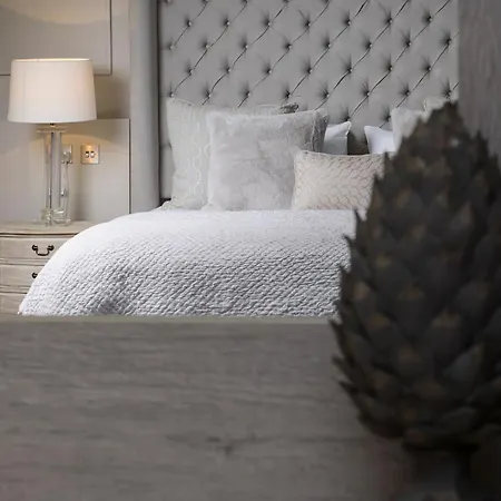 Shearwater & فندق 4*