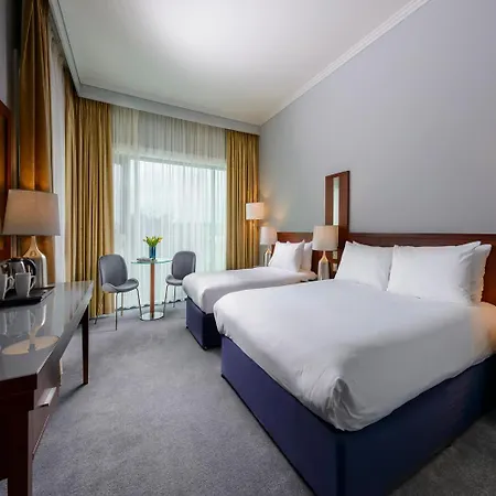 Otel Shearwater & 4*