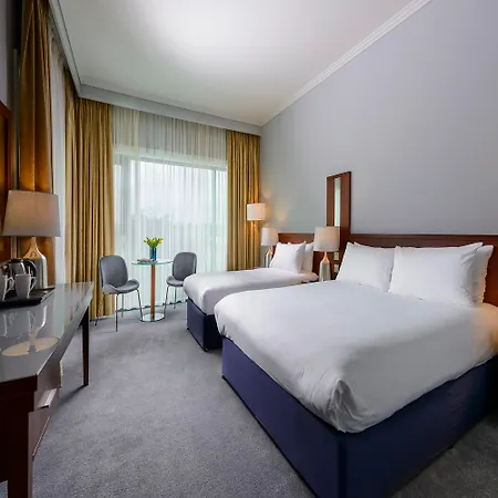 Hotel Shearwater & 4*