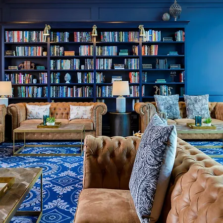 Hotel Shearwater & 4*