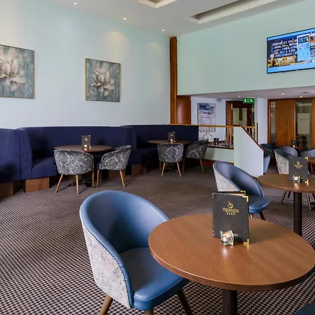 Shearwater & Otel 4*