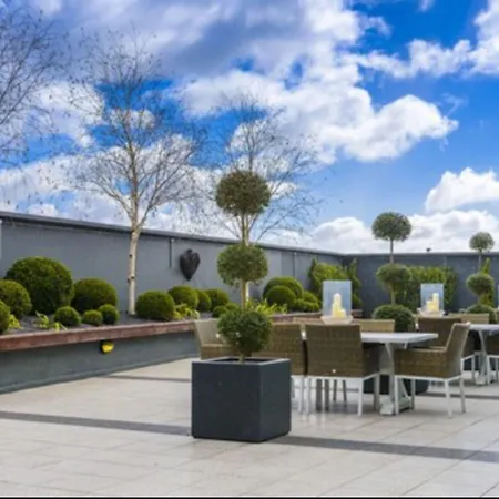 فندق Shearwater & 4*