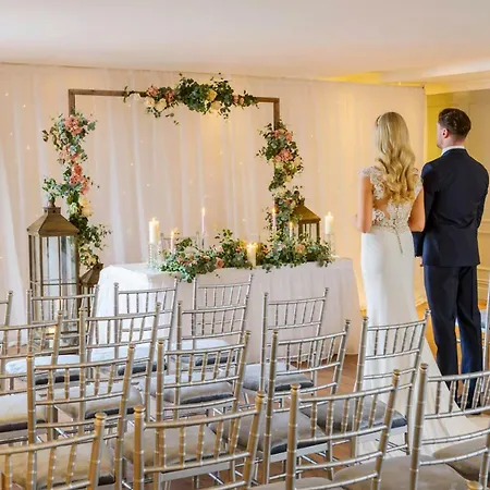 Szálloda Shearwater & 4*