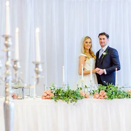 Szálloda Shearwater & 4*