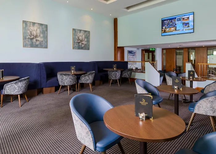 Shearwater & Hotel 4*