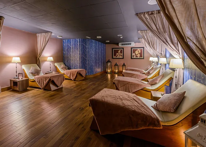 Otel Shearwater & 4*