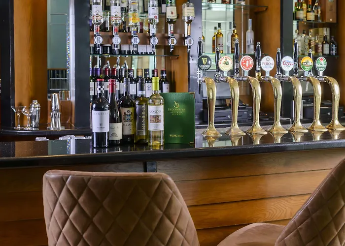 Shearwater & 4* Ballinasloe