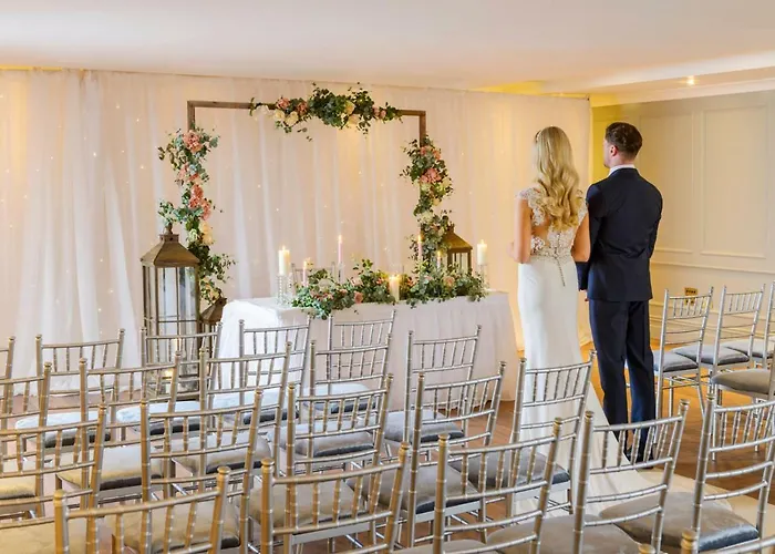 Hotel Shearwater & 4*